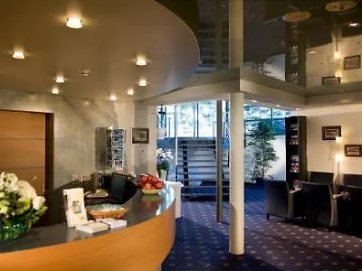 Cresta Sun Hotel
