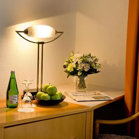 Cresta Sun Hotel 4*