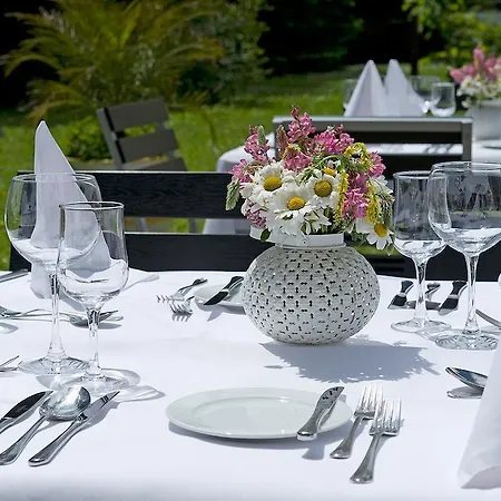 Cresta Sun ホテル