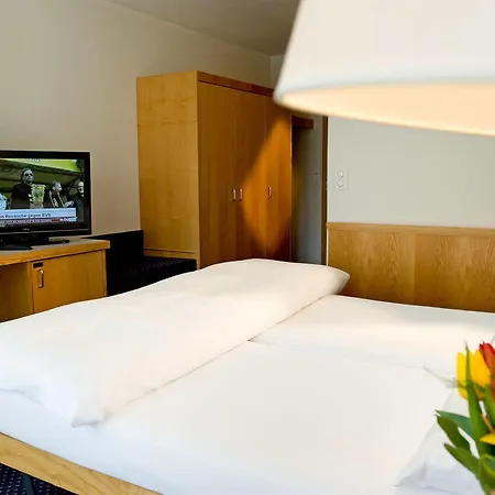 Cresta Sun ホテル 4*